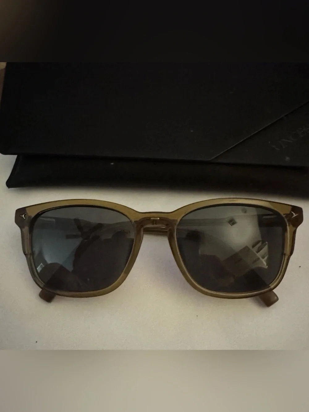 Vincero The Brooks Men's Square Sunglasses Brown Frame Green Polarized 52-18-140